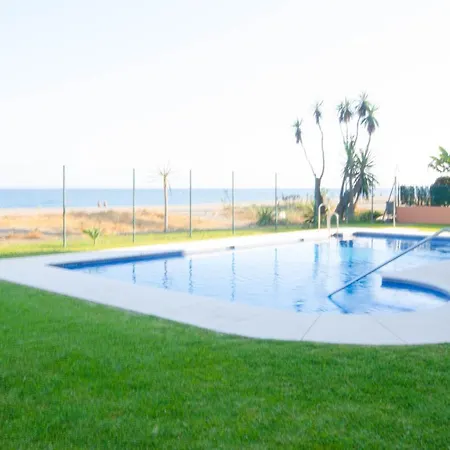 Casa Del Mar-pool With Direct Access To The Beach